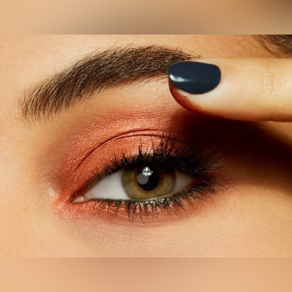 MAC Dazzleshadow Extreme Eyeshadow-Couture Copper